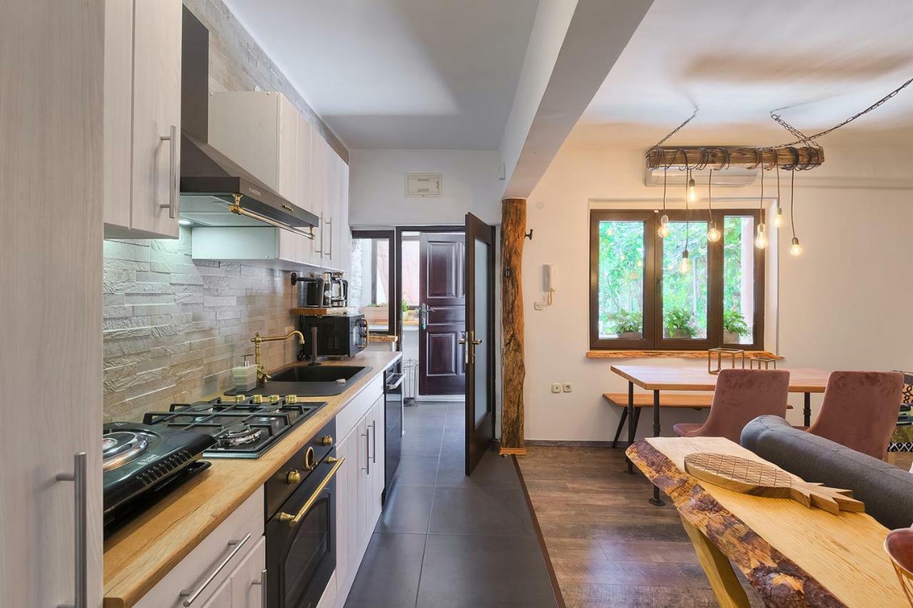 Apartment Olga พูลา ภายนอก รูปภาพ